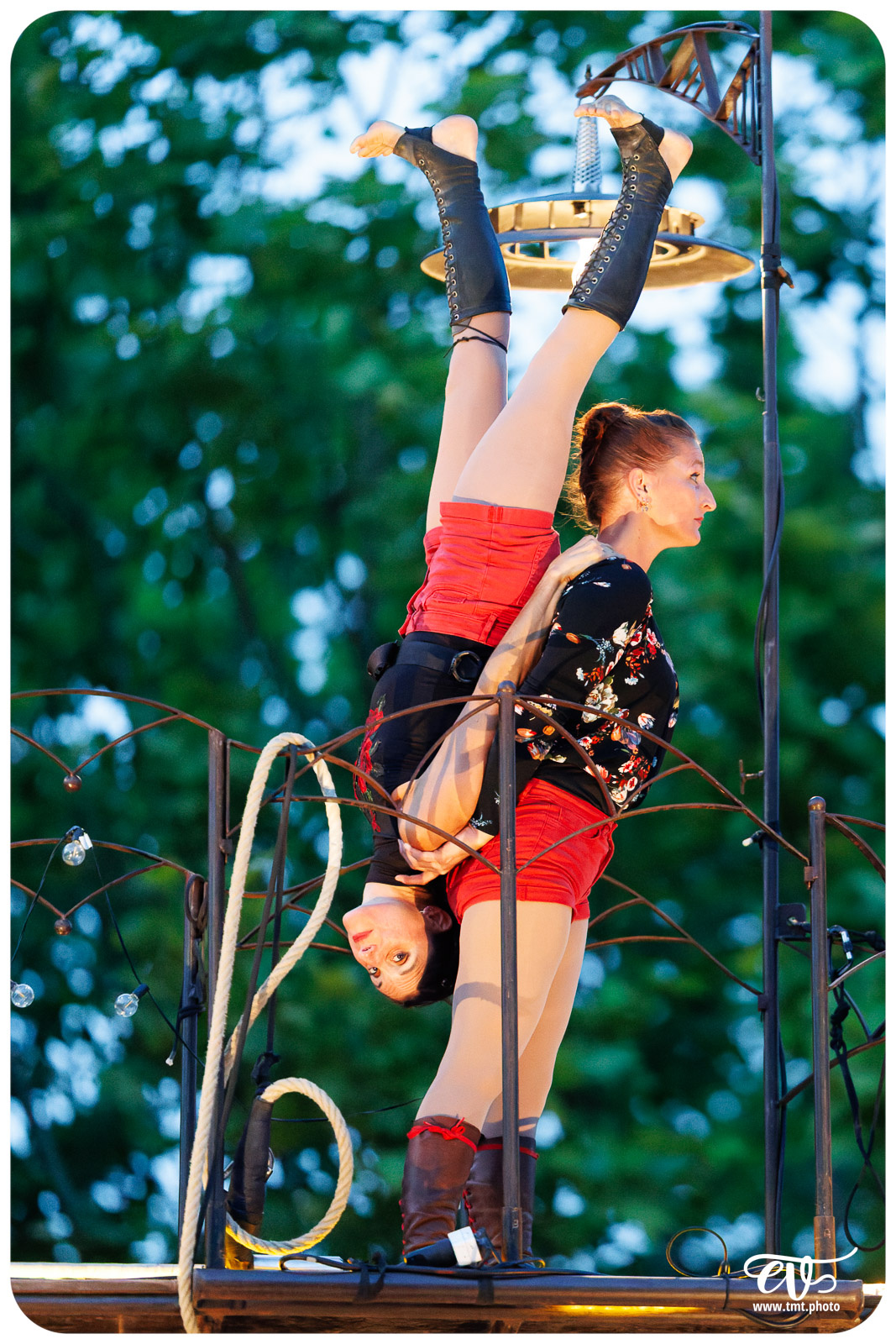 LA PROMESSE DU VIDE (CIE AVIS DE TEMPETE)
